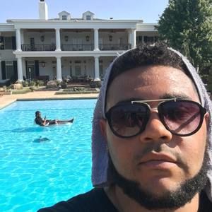 Meet your Posher, Harper